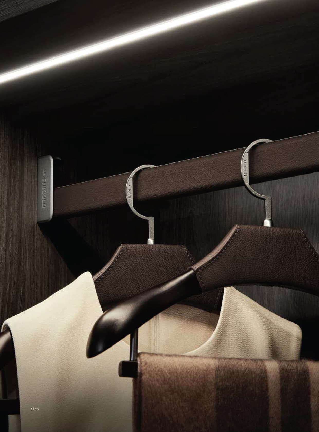 Oval Clothes Rail